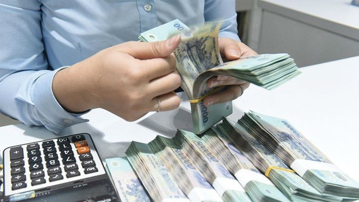 Cách giảm rủi ro khi rút tiền trước kỳ hạn - Money24h
