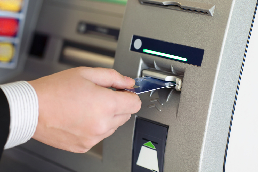 Cách lấy lại thẻ khi bị nuốt thẻ ATM Cùng hoặc Khác ngân hàng 4