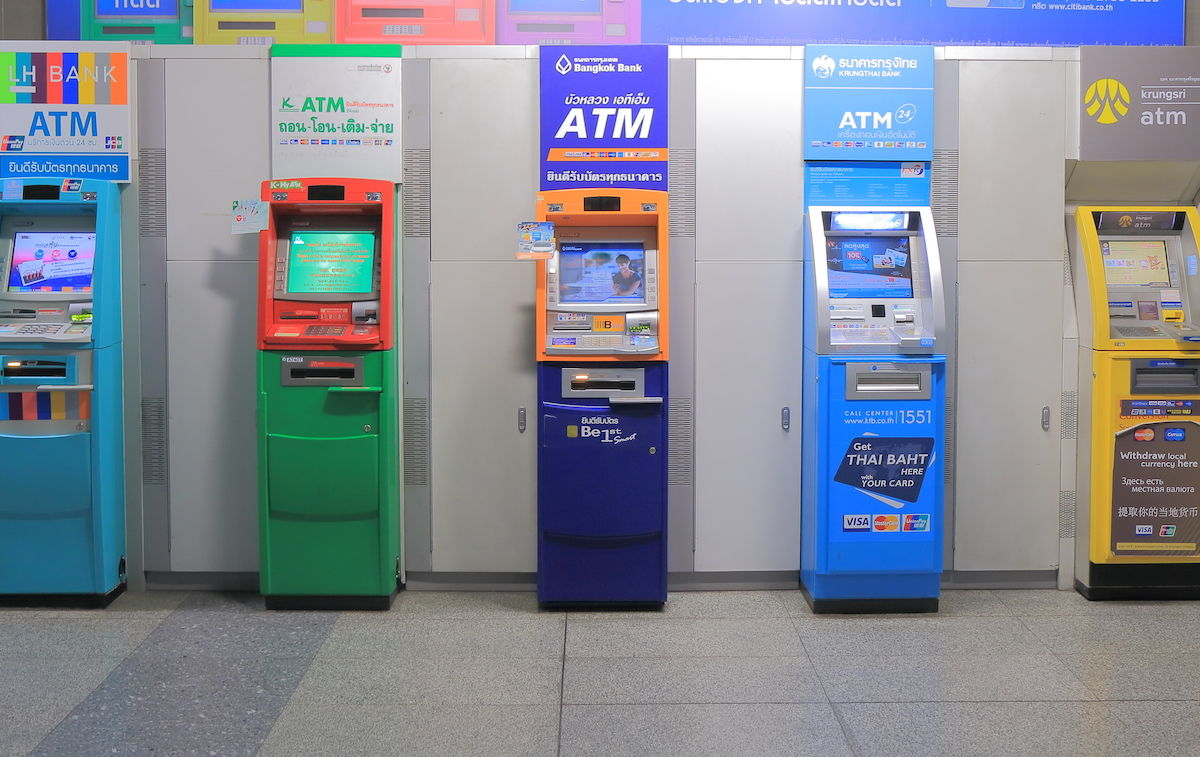 Thẻ ATM bị khóa có nhận được tiền không? Nguyên nhân