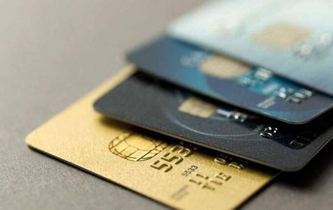 Ưu tiên chọn thẻ tín dụng miễn phí phí thường niên