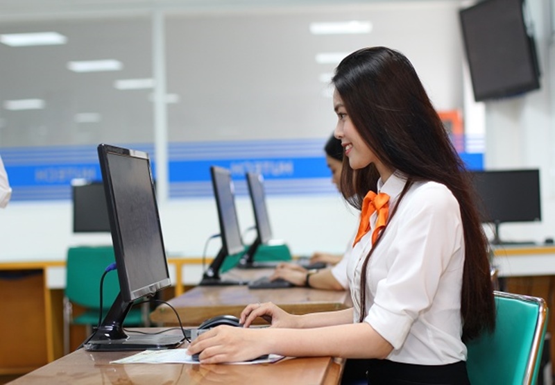 Ai cẩn thận bằng các bạn gái nhỉ?