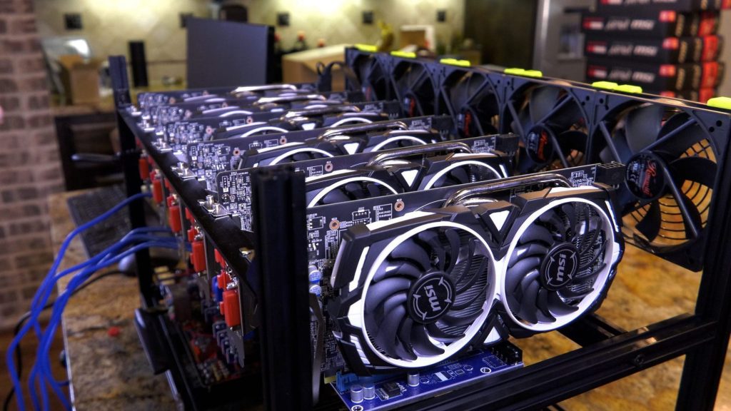 Để nâng cao tỷ lệ đào được Bitcoin thì bạn cần phải sử dụng các máy tính có cấu hình khủng chứ không phải laptop thông thường
