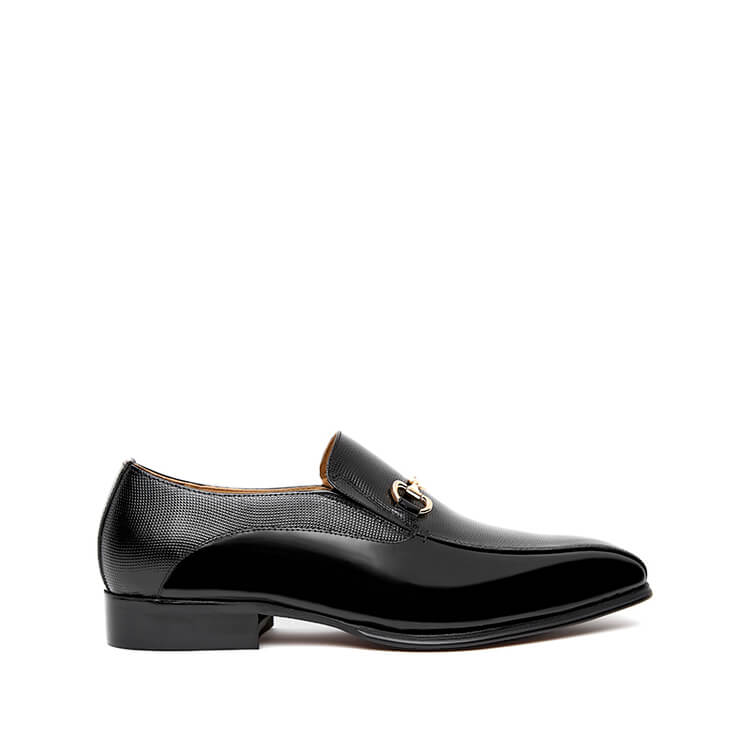 Mẫu giày Loafer thương hiệu Valentino đẳng cấp