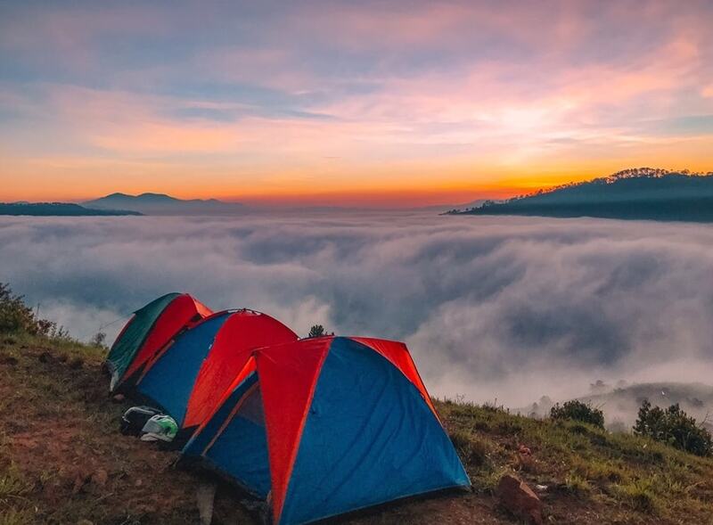 Cắm trại săn mây