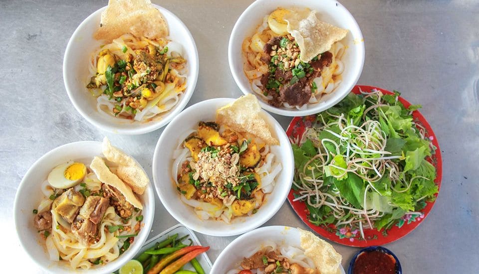 Mì Quảng gà Bà Vị Đà Nẵng