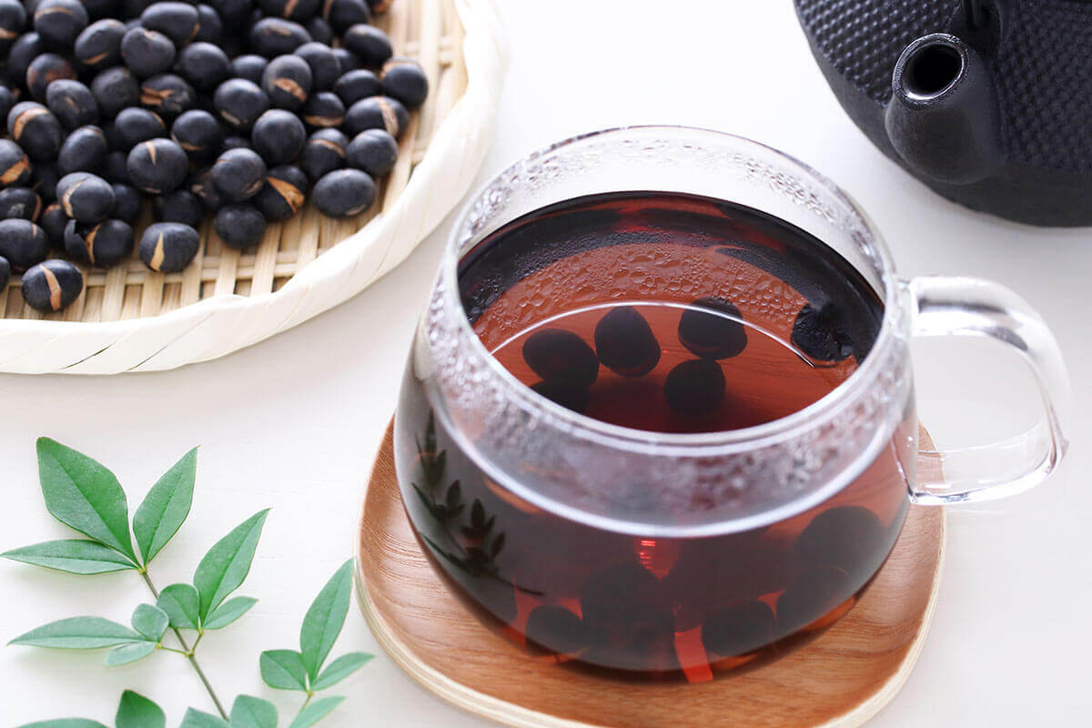 Nước đậu đen giúp eo thon gọn