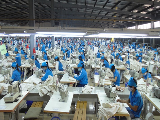 Công nhân sản xuất là gì?