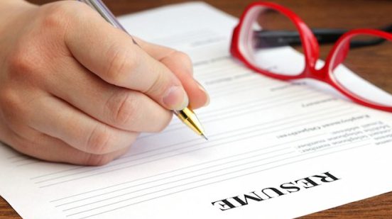 Phần mở đầu cần cung cấp đầy đủ và chính xác các thông tin cá nhân cơ bản