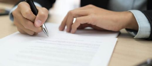 Phần thân bài tập trung mục như trình độ học vấn, kỹ năng, kinh nghiệm