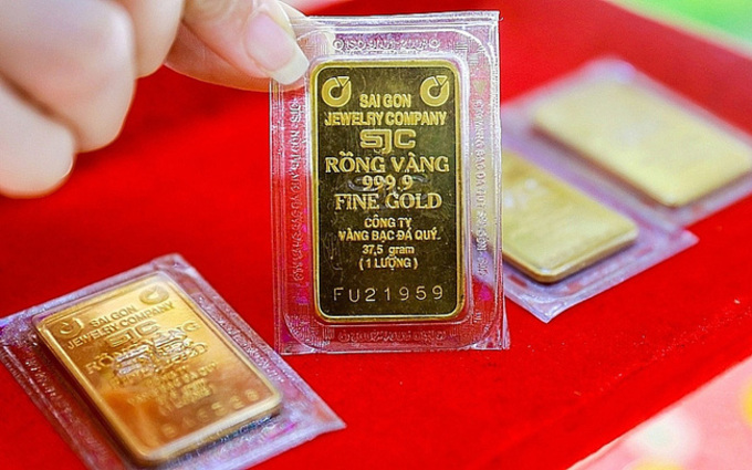 Vàng SJC là các sản phẩm vàng miếng được sản xuất bởi công ty Vàng Bạc đá Quý Sài Gòn SJC