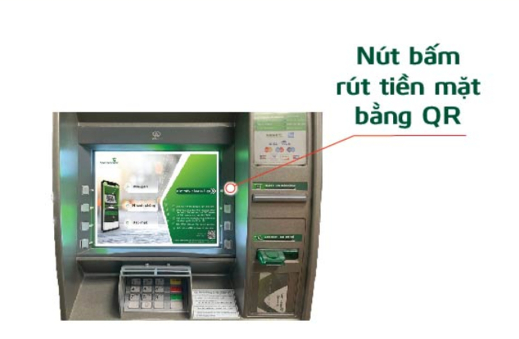 Bấm nút rút tiền bằng mã QR Vietcombank