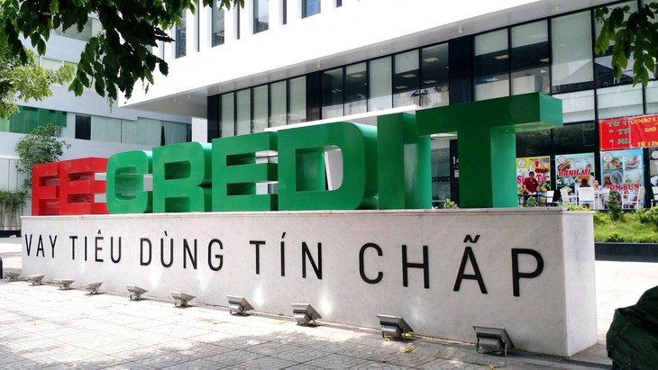 FE Credit cung cấp bảng tính chi phí mua xe máy trả góp cụ thể