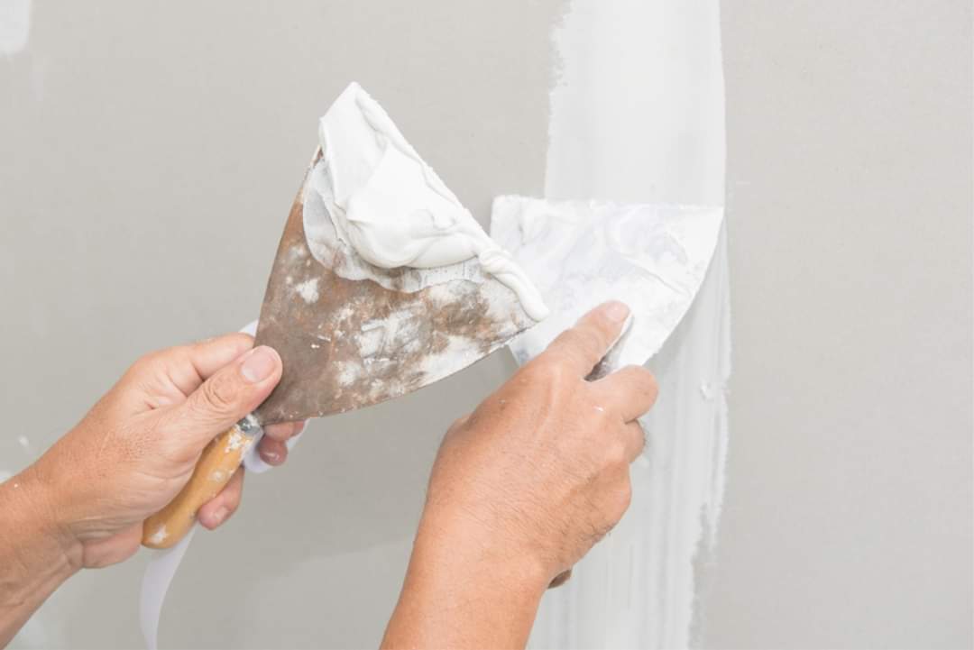 keo trám tường 